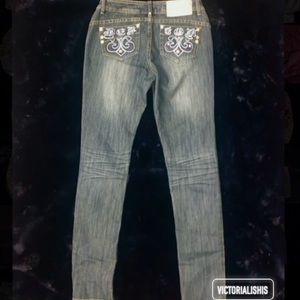 Dereon skinny Jeans